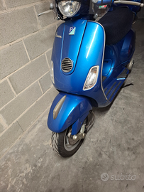 Vespa 150 lx