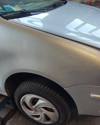 Parafango destro VOLKSWAGEN POLO del 2004