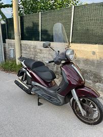 Beverly 500