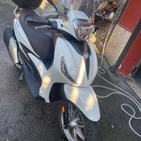 piaggio beverly 400