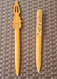 2Tagliacarte apribuste legno Souvenir  Basilicata