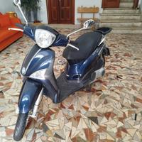 Piaggio Liberty 150 3V i.e. anno 2015 PERFETTO