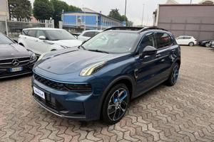 LYNK & CO 01 PHEV TETTO APRIBILE