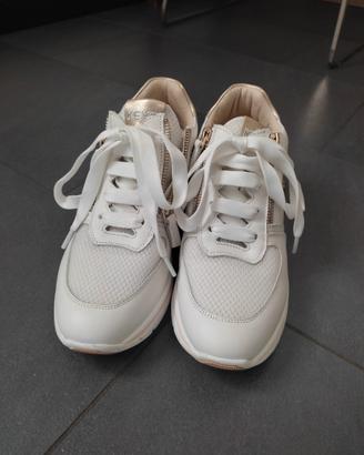 sneakers donna colore bianco