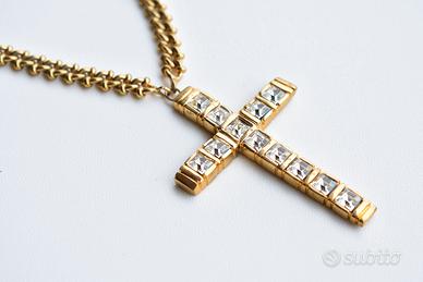 Collana Dorata Con Croce E Cristalli