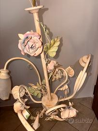 Lampadario in ferro battuto