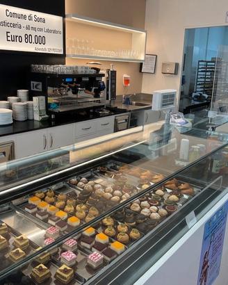 30 bar pasticceria con laboratorio - no ristorante