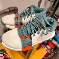 Nike Lebron James Witness 8 scarpe basket nr.38