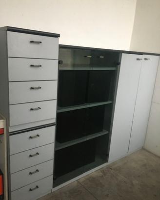 MOBILI PER UFFICIO