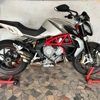 MV Augusta Brutale 800