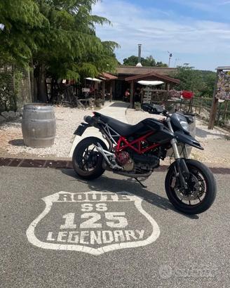 Ducati Hypermotard 1100S