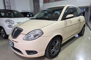 Lancia Ypsilon 1.2 Oro Full Option