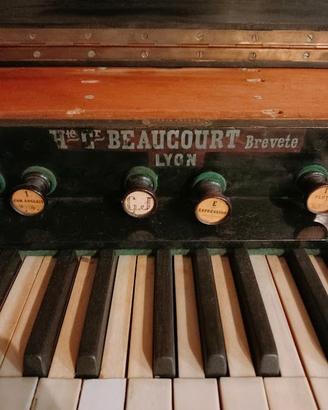 Harmonium H.C Beaucourt