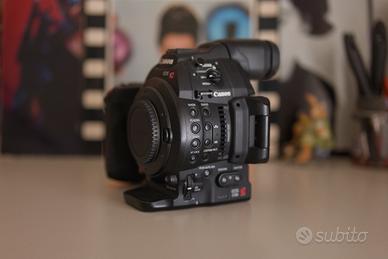 Canon C100 Mark II + Batterie BP-975 X3