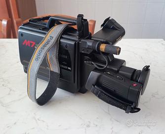 Panasonic NV-M7 VHS Vintage con Valigetta