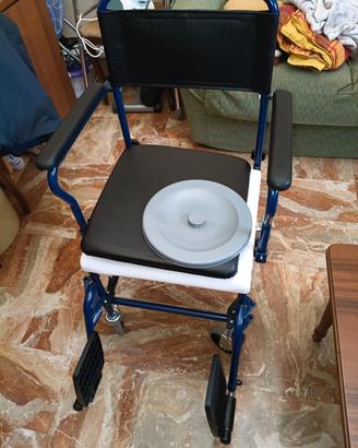 Sedia comoda WC con ruote