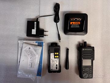 RADIO MOTOROLA DP 4801E UHF ANTENNA SMA DMR ANALOG