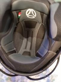 casco momo design tabacco 