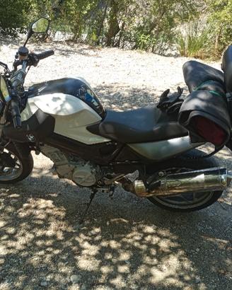 F800st con carena anteriore f800r