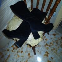 stivali in camoscio, colore nero n38