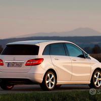 Ricambi mercedes classe b 2015