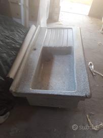 Lavello  cemento  vibrato  Scola piatti  a destra 