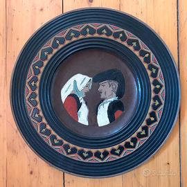 Arte sarda dorgali cucca fancello piatto ceramica