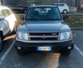 Mitsubishi pajero pinin 2000 16V