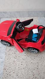 Macchina elettrica mercedes GLA amg 45 12 volt