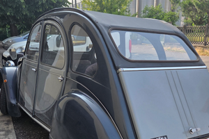 Citroen 2 cv charleston