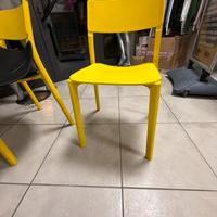 Sedie colore giallo