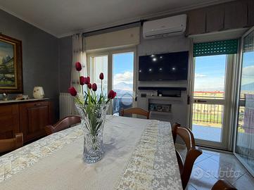 3 LOCALI A SANT'ANTONIO ABATE