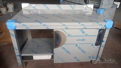 Tavolo da lavoro professionale in accaio inox