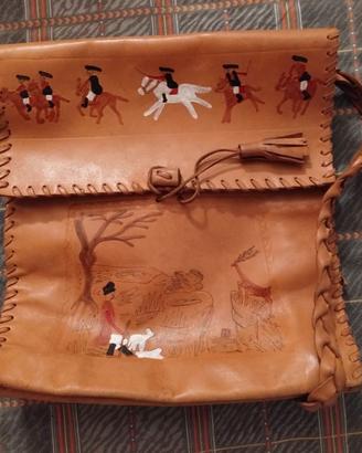 Borsa a tracolla in pelle dipinta a mano