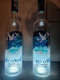 bottiglie grey goose vuote