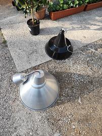 due lampadari in metallo 