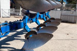 Aratro Quadrivomeri Överum