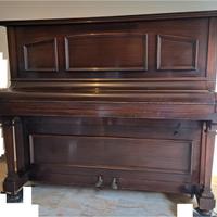 Pianoforte verticale Claremont Murdoch & Co Londra