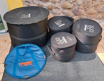 Custodie morbide imbottite per batteria