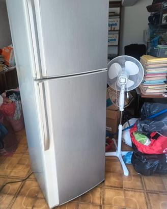 FRIGO SHARP 300€