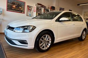 Volkswagen Golf 1.0 TSI 115 CV 5p. Business BlueMo