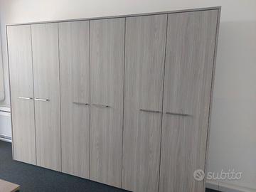 Armadio a 6 ante ufficio