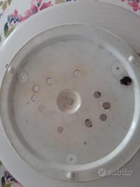 plafoniera in  vetro bianca