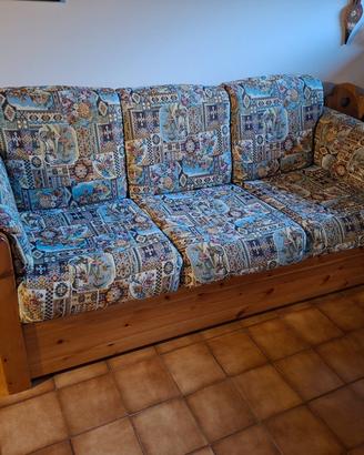 Divano letto matrimoniale in legno massiccio  