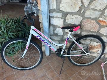 Bici come da foto da bambina