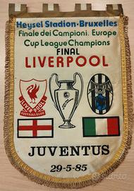 Gagliardetti Juventus gare coppe europee anni 80-9