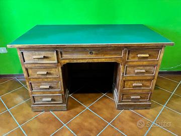 Scrivania vintage legno con 9 cassetti piano verde