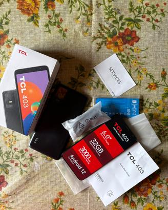 Telefono Smartphone Android TCL 403 nuovo