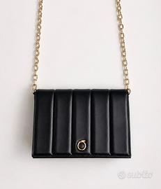 Borsa Trussardi nera a tracolla con catena oro –