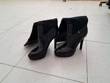 Stivali alti Gucci in pelle 39